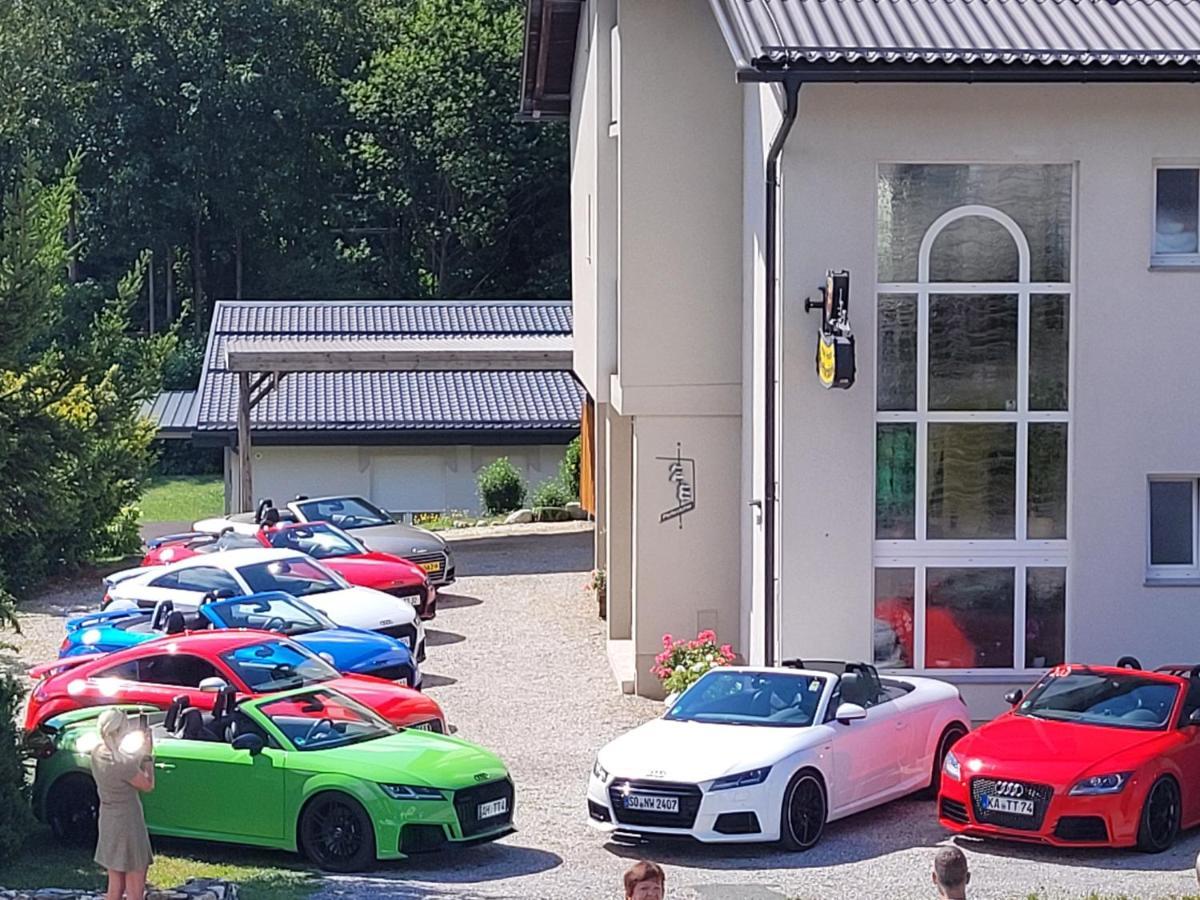 Pension Pfefferdohle Velden am Wörthersee Exterior foto